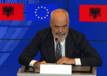 “Me kë bëri dashuri nëna e Heroit Kombëtar?”, Rama për konfliktin Bullgari-RMV: Nuk është sulm…