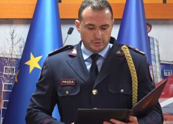 Për herë të parë një grua, Drejtori i Përgjithshëm Ilir Proda emëron në postin e rëndësishëm të venë e Dëshmorit të Policisë