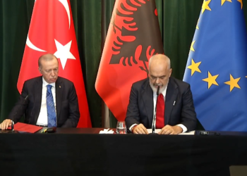 Erdogan viziton sot Beogradin, Rama: Mik i padiskutueshëm! Turqia e njohu Kosovën në kohë reale
