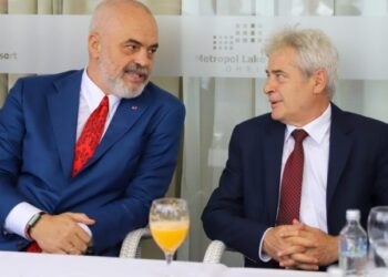 Ali Ahmeti përgëzon shqiptarët dhe Ramën: Europa, alternativa e vetme për ne!