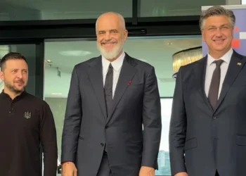 Samitin “Ukrainë – Europa Juglindore”, kryeministri Edi Rama mbërrin në Dubrovnik