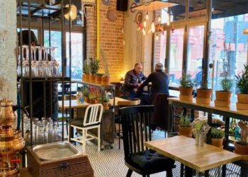 Sa lekë “derdhën” shqiptarët në restorante dhe hotele?