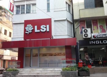 Mediat: Bashkë me Metën arrestohet babai i Erisa Xhixhos, burg edhe për financuesen e LSI