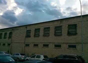 Operacion antidrogë në Tiranë, magazinat e vjetra ishin përshtatur si ‘shtëpi bari’, detajet e para