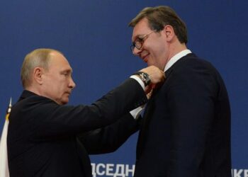 Vuçiç flet me Putin: Nuk do të vendosim sanksione ndaj Rusisë