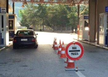 Tre orë terror në kufi, Athina u kthen pasaportat gazetarëve shqiptarë