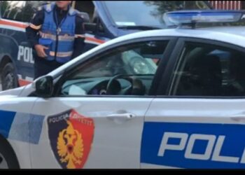 Aksidenti në tunelin e Kërrabës/ Përplasi efektivin nën efektin e drogës, arrestohet 21-vjeçarja