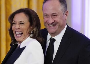 Bashkëshorti i Kamala Harris: Nesër dua t’i them “zemër, je presidentja e Shteteve të Bashkuara”!