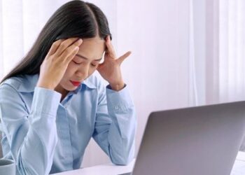 Dhimbje koke në mëngjes, ja nga se shkaktohet