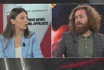 Pedagogu debat me Mehmetajn e LSI: Qytetarët po t’ju besonin do ju puthnin në të 2 faqet si Milua