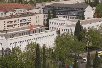 Raporti: Rusia po minon shtetësinë e Kosovës, po përdor mediat për të destabilizuar Ballkanin Perëndimor