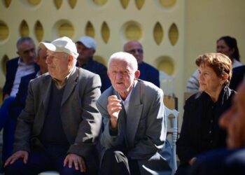Festat e fundvitit, shuma e shpërblimit për pensionistët dhe kategoritë që përfitojnë