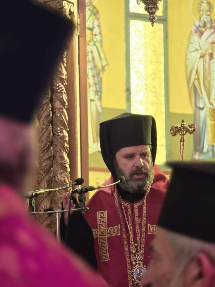 U mbajt për herë të parë në 1923/ Korça ruan traditën, kremtohet mesha për flamurin