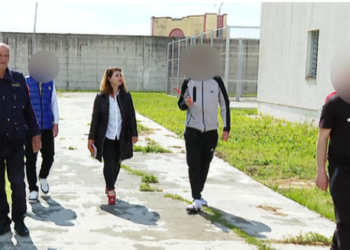 “Burgu” i të miturve në Kavajë! Drogë, plagosje e vrasje, në institutin e riedukimit vuajnë dënimin 29 adoleshentë