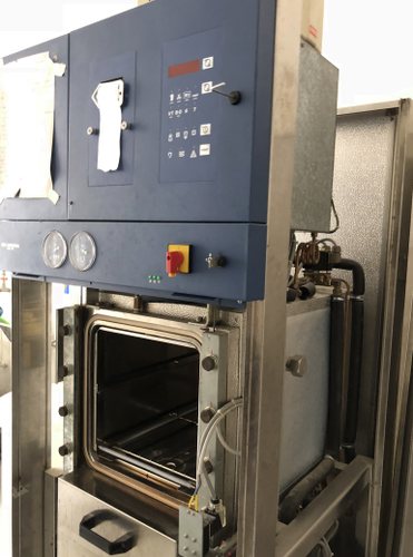 FOTOT/ Ja pse Albana Vokshi refuzon të dëgjohet Ilir Beqaj, pasi e ka thirrur vetë në Komision