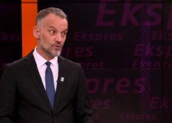 Zv/Kryeministri i RMV: Të ndalohet gjuha shqipe? S’bëhet fjalë, e kemi fituar me luftë!