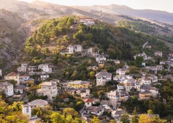 “Economic Times”: Shqipëria mes vendeve ideale evropiane për të vizituar në 2025