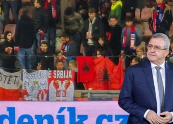 Thirrjet antishqiptare në Bukuresht, Duka kundër Kosovës: Bojkoti i ndeshjes, veprim i gabuar!