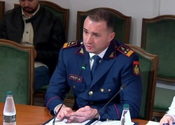 “Jap garanci për drejtorët e qarqeve”, Proda ironi me opozitën: Po më duket sikur më zgjodhën te 313-a