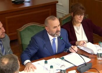 DEBATI / Korreshi: Burgjet plot me përdorues hashashi; Manja: Nevojitet Kodi i ri Penal…