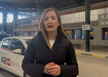 “Çmenduria” greke, ç’po ndodh me gazetarët shqiptarë të bllokuar në doganë! Beleshi: Po na mbajnë pasaportat