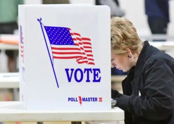 Zgjedhjet në SHBA, radhë të gjata në qendrat e votimit