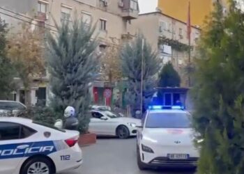 “Shqiponjat” aksion në Tiranë për arrestimin e 42-vjeçarit, zbardhen detajet