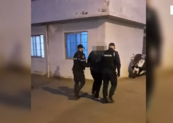 EMRI/ Arrestohet zyrtari në Shqipëri, zbulohen akuzat!