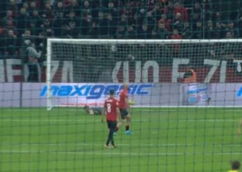 VIDEO/Shqipëri shumë e dobët në pjesën e parë, humbet 2-0 ndaj Ukrainës