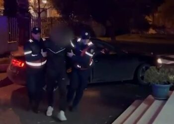 Ishte në kërkim për drogë dhe shfrytëzim prostitucioni, arrestohet në Durrës 27-vjeçari