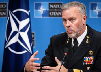 Konflikt global? Trondit deklarata e admiralit të lartë të NATO-s: Përgatituni për një ‘skenar lufte’!