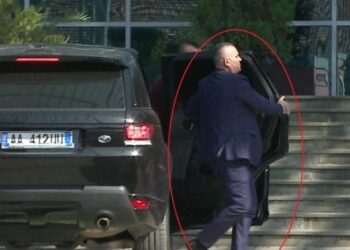 Grup i strukturuar kriminal e pastrim parash, SPAK shpall pretencën për ish-shoferin e Ardi Veliut