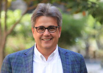 “Nesër zgjidhem unë President”/Benet Beci ironizon lajmet për dorëheqjen: Ishte sekret!