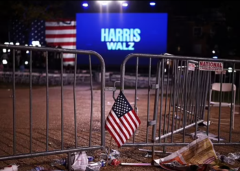 “Zhduket” Kamala Harris, zv/presidentja anulon fjalimin pas humbjes, demokratët në lot