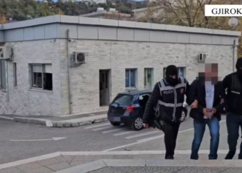 Çmontohet grupi kriminal, 4 të dënuar me burg dhe 5 të shpallur në kërkim. Si pjestarët trafikonin lëndë narkotike nga Shqipëria drejt Greqisë