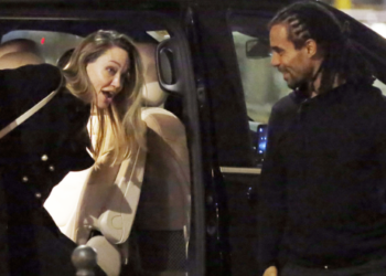 A janë Angelina Jolie dhe Akala në një lidhje? Reperi u jep fund dyshimeve njëherë e mirë