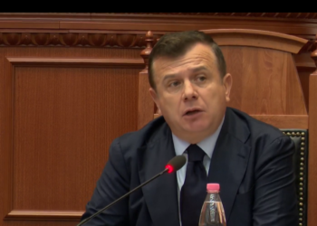 “Mendoja se kishte përfunduar mosbindja në Kuvend”, Balla debat me Nokën: Bërtit sa të duash Flamur!