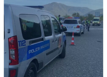 Aksident i frikshëm në rrugën e Kombit, plagosen rëndë 6 persona