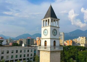 Tuneli i errët i modelit ekonomik, digjitalja shihet si e ardhmja e Shqipërisë në rrugën drejt BE