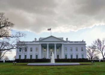 SHBA përgatit transferimin e pushtetit/ VOA: Moment kyç i demokracisë amerikane! Mekanizmi i ka fillesat në vitin 1797
