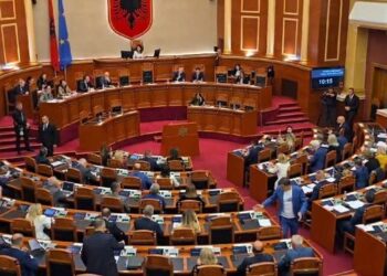 LIVE/ Diskutime dhe miratimi i buxhetit prej 8 miliardë eurosh, nis senaca maratonë në Kuvend