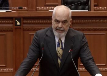 “Ulërimat nga karriget duhet sanksionuar”, Rinis seanca për pr.buxhetin! Rama: S’mund të vazhdojë më tutje!