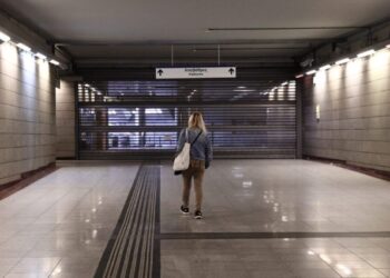 Grevë në Greqi, paralizohet transporti në Athinë