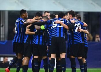Inter rinovon me mbrojtësin, kontratë deri në vitin 2028