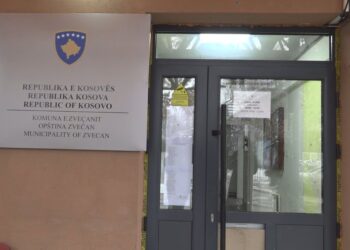 Nuk reaguan për muralin, pezullohen 6 efektivë policorë në veri