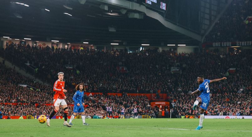 Spektakël pa fitues, Manchester United dhe Chelsea ndajnë pikët