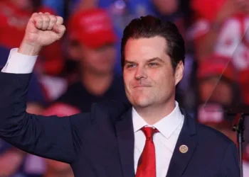 Kabineti i ri/ Senatorët republikanë i dalin kundër Trumpit, Prokurori i Përgjithshëm rrezikon të mos votohet