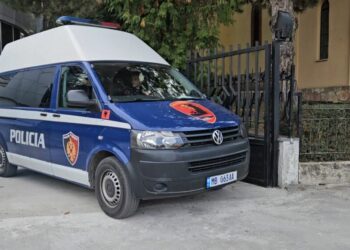 Dhunoi vajzën e mitur dhe kreu marrëdhënie me të, arrestohet 53-vjeçari në Lezhë