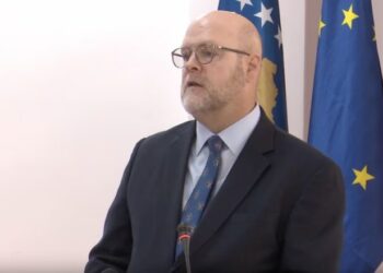 SHBA dhe BE dënojnë shpërthimin në Zubin Potok, ambasadori amerikan: Jemi duke e ndjekur situatën nga afër