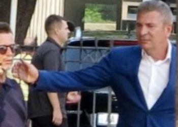 VIDEO / Braçe kundër Gjiknurit: Pensionet s’duhet të rriten duke marrë borxh!